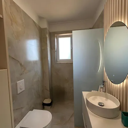 3 Diamonds Apartment, Drymades, Dhermi Appartement *
