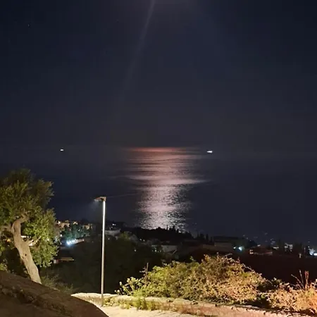3 Diamonds Apartment, Drymades, Dhermi